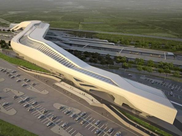 Tensioni nei pressi del binario 17 alla stazione centrale di Napoli