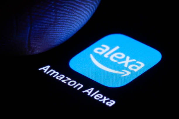 Alexa parla in dialetto: l’assistente vocale di Amazon festeggia la Giornata del dialetto con un tocco di colore locale